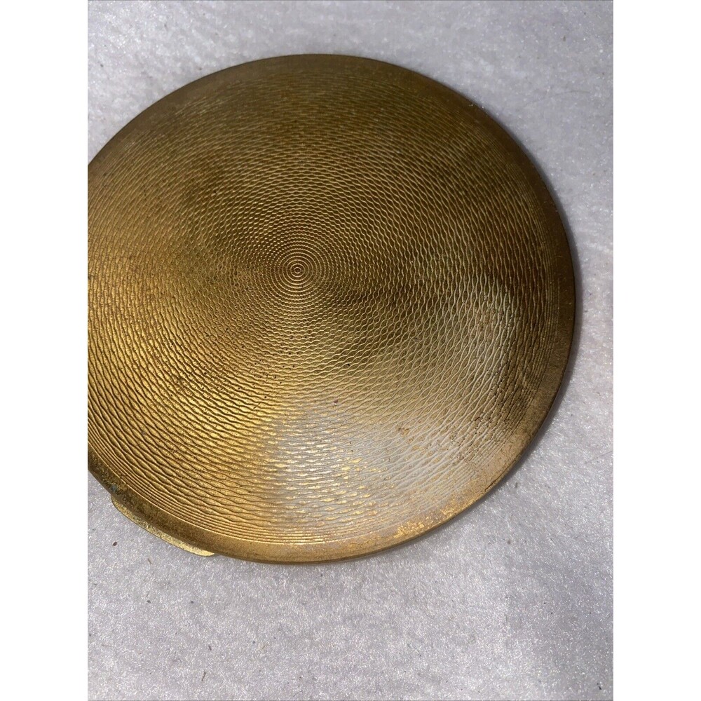 Vintage Compact Powder & Mirror Round Gold Tone Floral Heart Pilcher Make Up - Picture 3 of 8